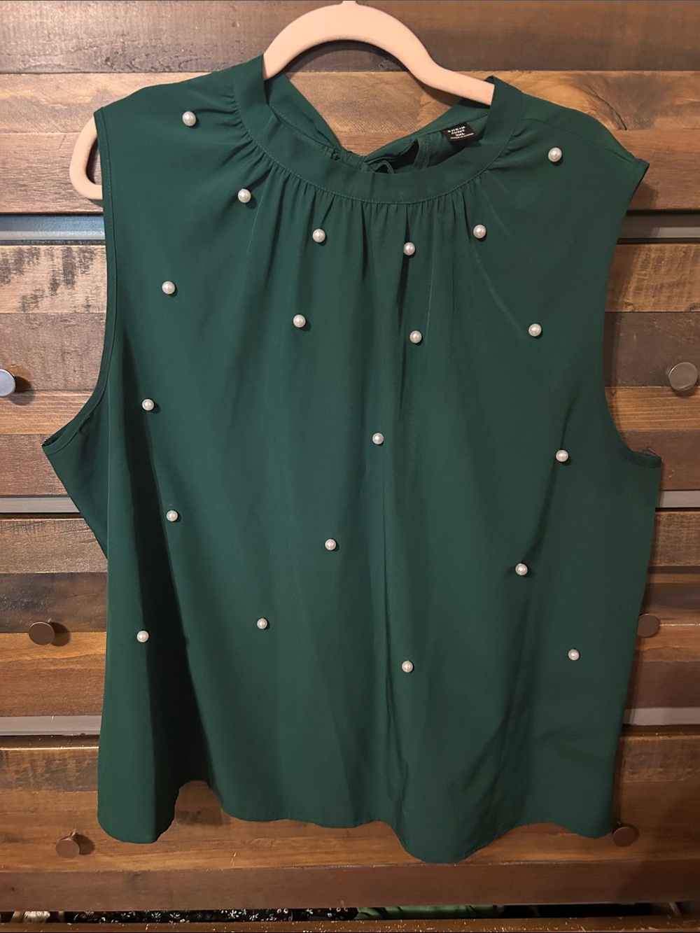 Pearl-Embellished Forest Green Sleeveless Camisole - SHEIN